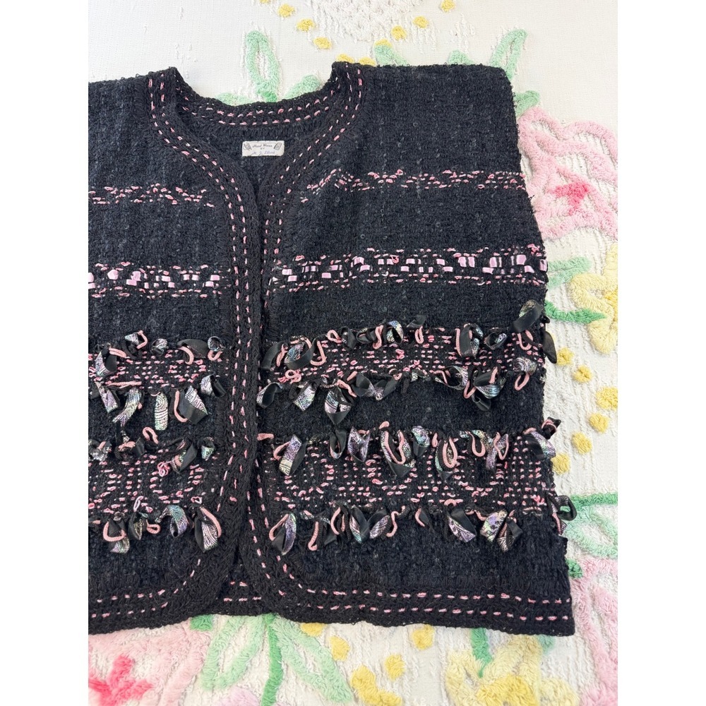 Hand Woven by M. J. Lillard  vtg  Knit Vest Black Pink Ribbon Fringe Textured - Picture 4 of 8